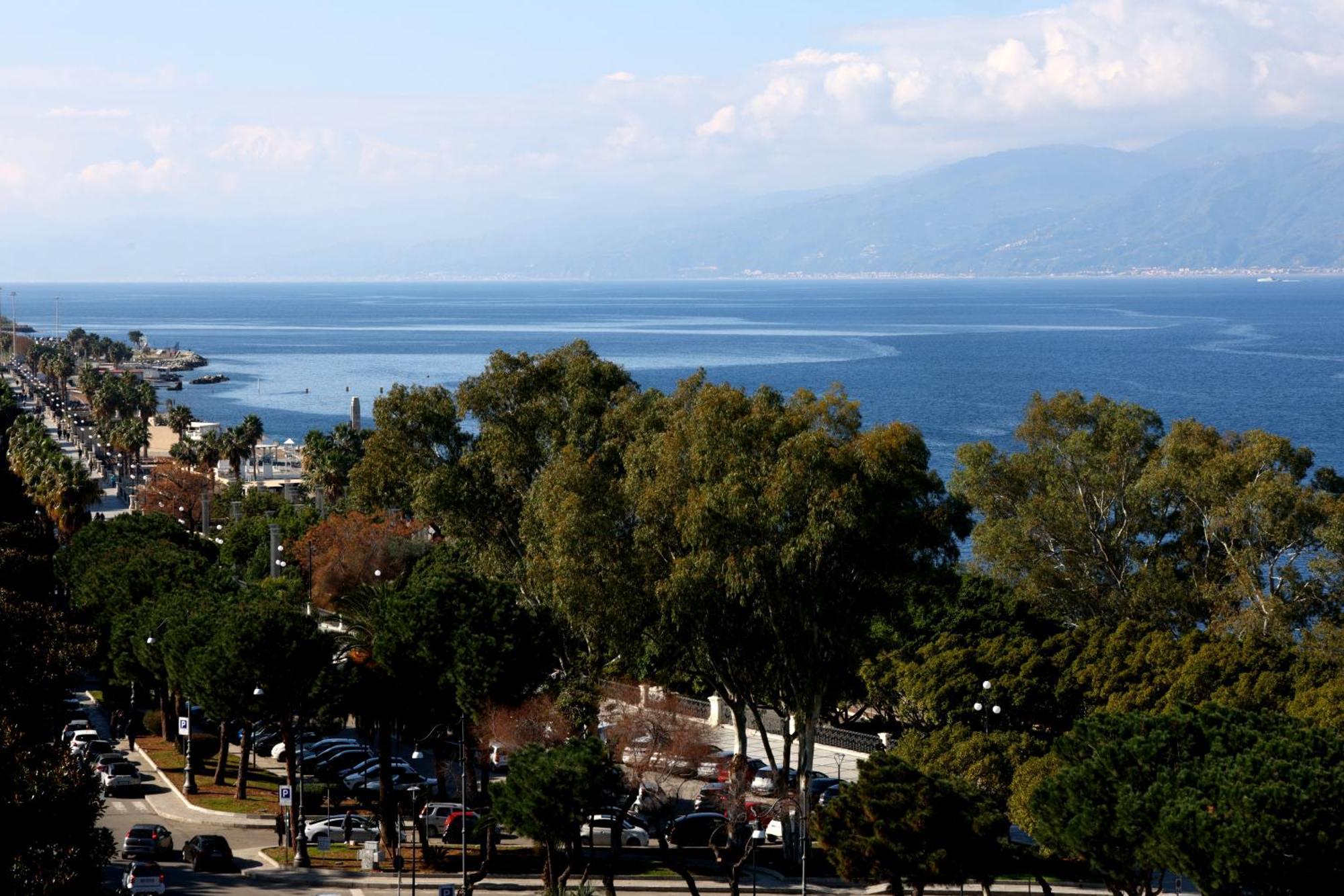 Hotel Palace Masoanri'S Reggio Calabria Exterior foto