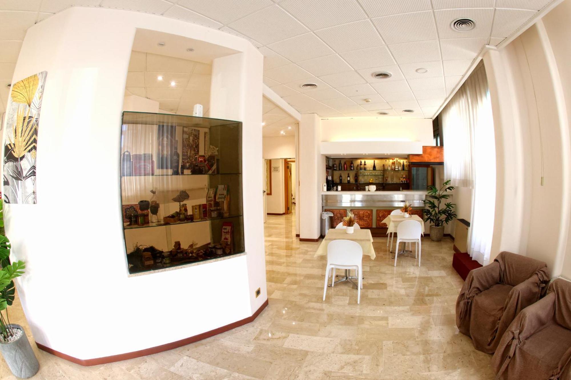 Hotel Palace Masoanri'S Reggio Calabria Exterior foto