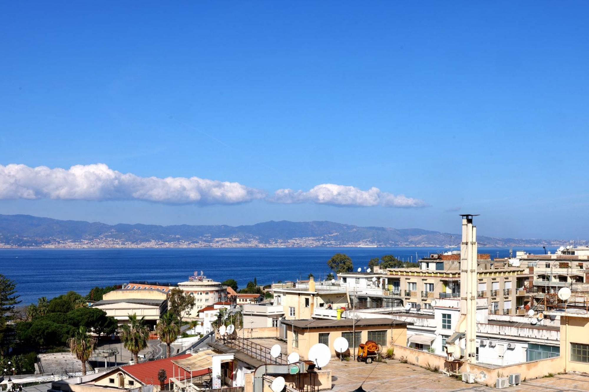 Hotel Palace Masoanri'S Reggio Calabria Exterior foto