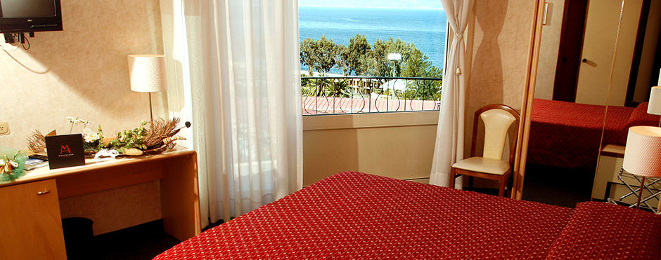 Hotel Palace Masoanri'S Reggio Calabria Zimmer foto